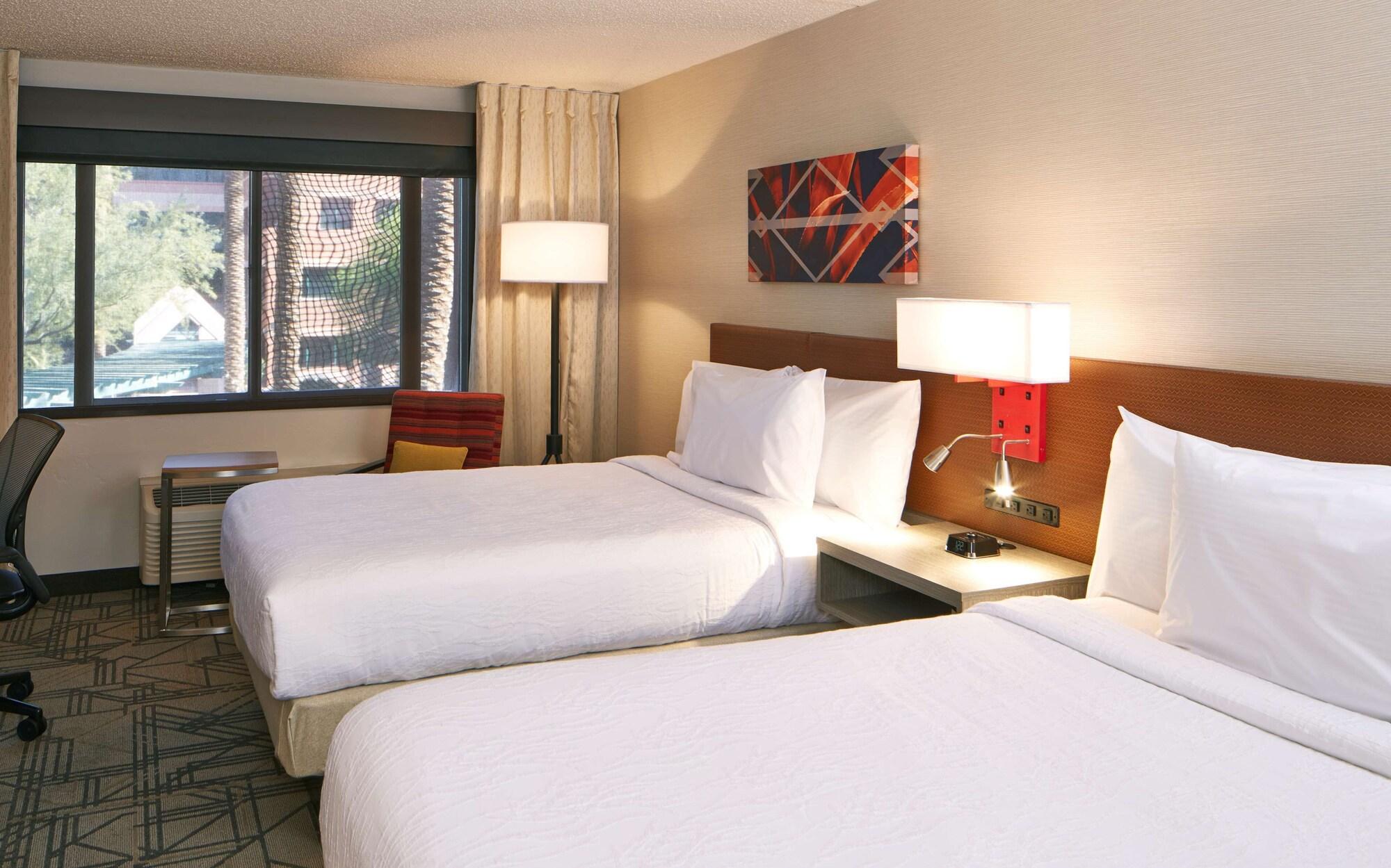 Hilton Garden Inn Scottsdale Old Town Exterior foto